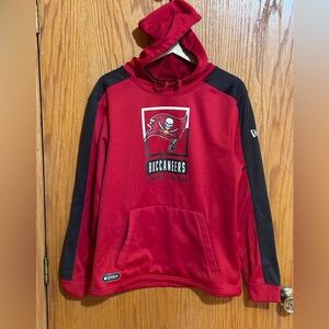 Tampa Bay Buccaneers NFL New Era‎ Red Men's Pullover Hoodie Brand Sz Med Pocket